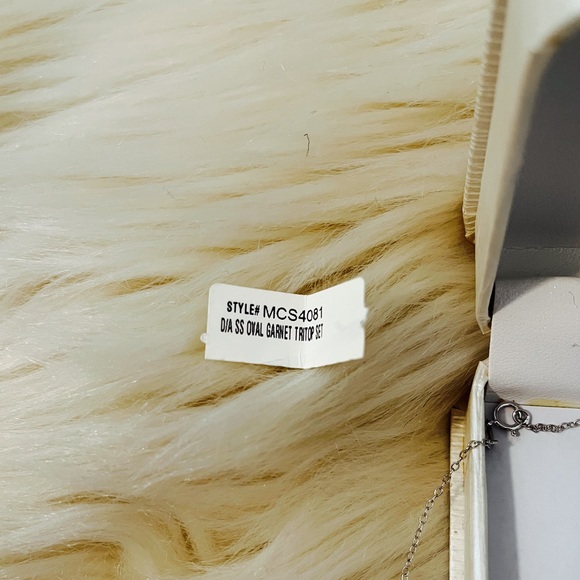 💛Sterling Silver Earrings & Necklace Set - Picture 8 of 8